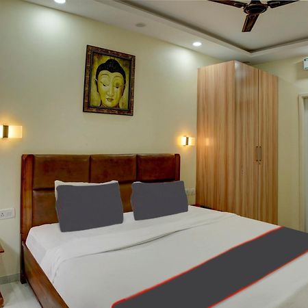 Flagship Santoshi Holiday Home 다볼림 외부 사진