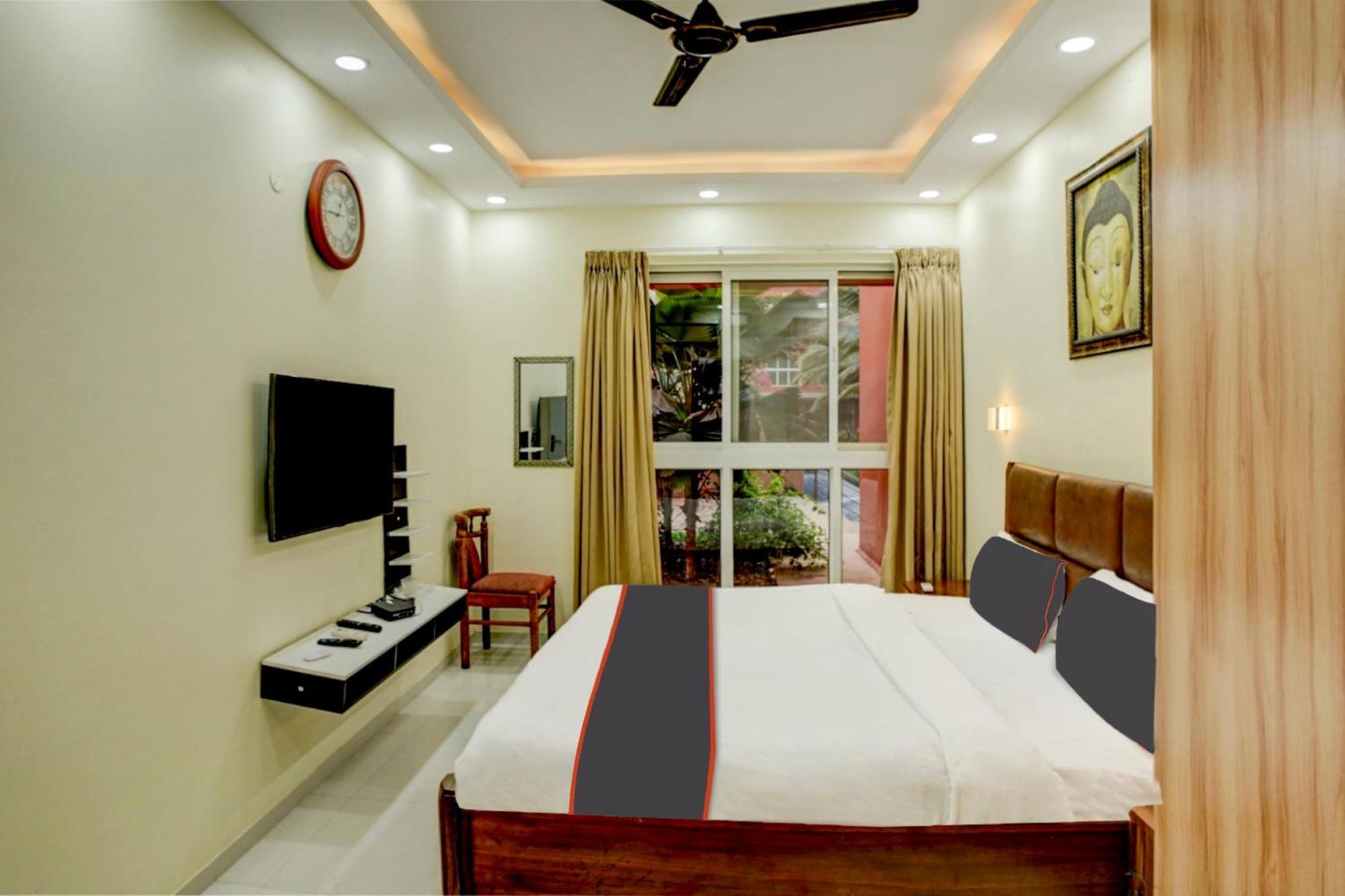 Flagship Santoshi Holiday Home 다볼림 외부 사진