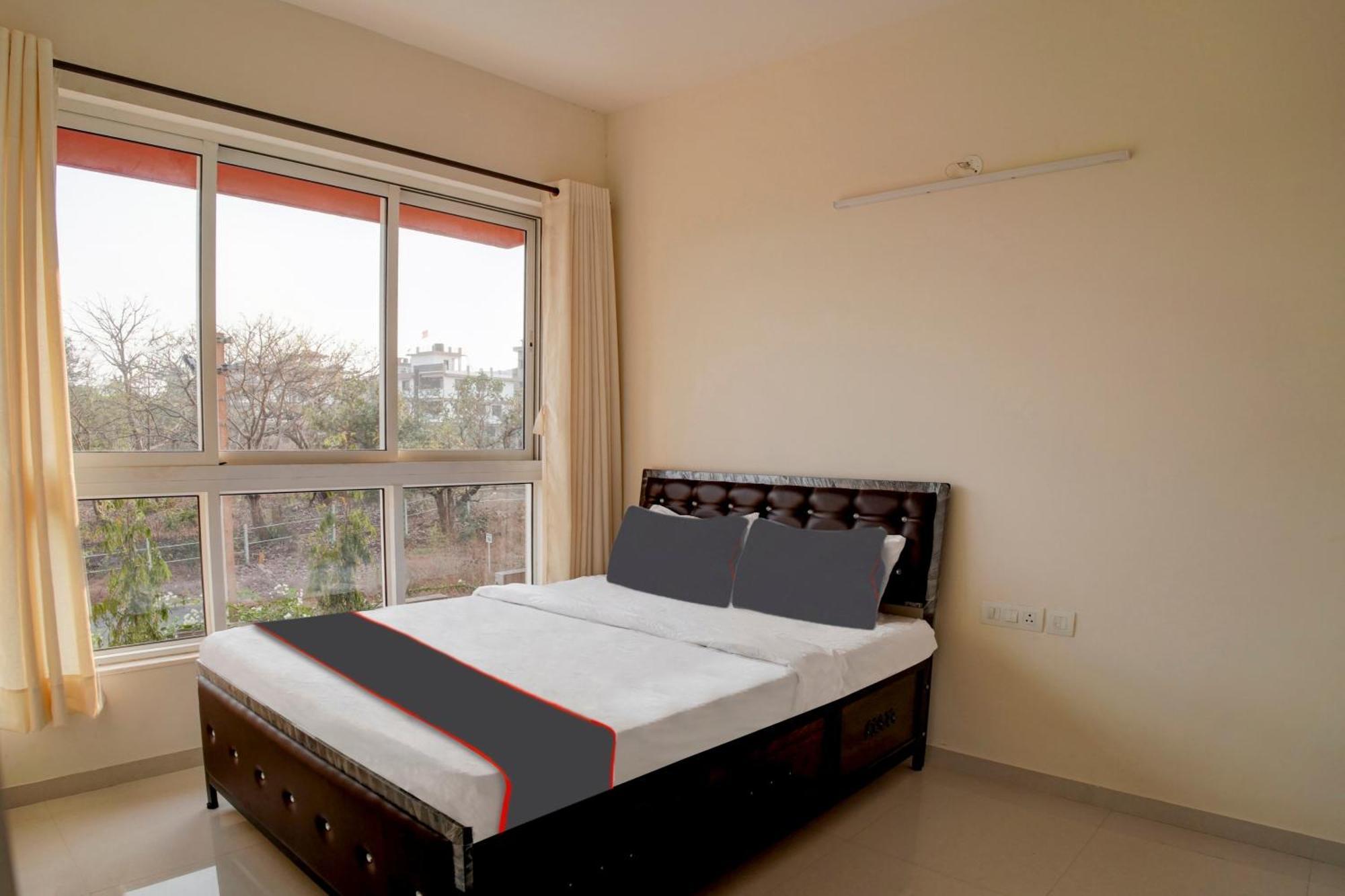 Flagship Santoshi Holiday Home 다볼림 외부 사진