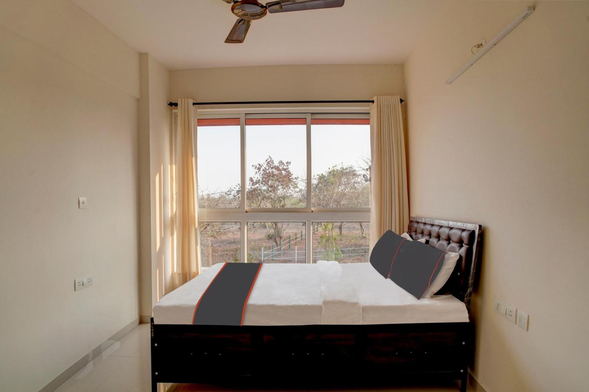 Flagship Santoshi Holiday Home 다볼림 외부 사진